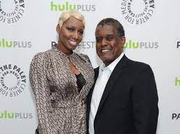 Nene leakes celebrated on instagram after husband gregg leakes finished a first round of treatment for colon cancer. Nene Leakes Husband Gregg Leakes Battling Cancer Again Hospitalized