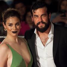 Blanca suárez, la actriz principal de la serie de antena 3 el barco, vuelve de nuevo a la televisión aunque en esta ocasión para protagonizar una de las nuevas apuestas de ficción de telecinco. Mario Casas Y Blanca Suarez Por Que Terminaron Final De Relacion Tvmas El Comercio Peru