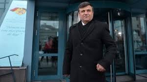 Institutul pentru politici publice susține punctul de vedere conform căruia la conducerea dna trebuie desemnat un procuror cu experiență în dosare importante din domeniul anticorupției, potrivit unui comunicat. Bologa Jeleste Dupa Sri Noul Sef Al Dna Crin Nicu Bologa A Incercat Sa Justifice Rata De Achitari De 52 Pe 2019 Acuzand Scoaterea Sri Din Dosare Seria De Decizii Ccr