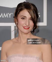 652 Sara Staples Stock Photos, High-Res Pictures, and Images