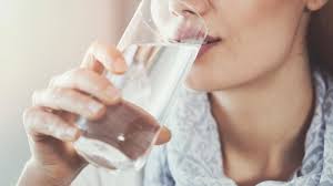 Warum sollte man babys kein wasser geben? Tee Und Wasser So Trinkt Man Gesund