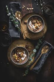 Festliche Vorspeise Edle Maronen Portwein Suppe Mit Dattel Speck Crunch Tinastausendschon Rezept Maronen Dattel Portwein