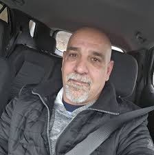 Seeing Lake Erie for the first time in my life like 😍 . . SIDENOTE: this  is another vintage outfit- suspenders and scarf from my aunt and mom  #Shoutout