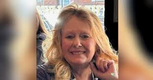 Lisa Rosner's Instagram, Twitter & Facebook