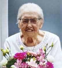 Cathy Lakin's Instagram, Twitter & Facebook