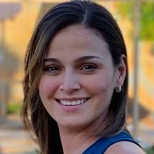 Jacqueline Narvaez's Instagram, Twitter & Facebook