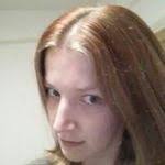 Elizabeth Haslett's Instagram, Twitter & Facebook