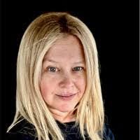 Shannon Wingfield's Instagram, Twitter & Facebook