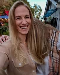 Another wonderful Thanksgiving for the books! And my heart (and belly) are  full. 💕Truth be told, most of our family photos, no matter the holiday or  event, are ones where we're usually