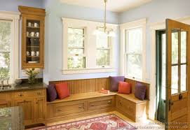 Traditional Light Wood Kitchen Cabinets 07 Crown Point Com Kitchen Design Ideas Traditional Kitchen Design Craftsman Kitchen Mission Style Kitchen Cabinets