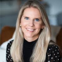 Angie Corson's Instagram, Twitter & Facebook