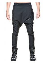 Le sarouel est un pantalon qui a traversé les époques et les frontières. Pantalon Sarouel Homme Noir Skinny Design Stratom