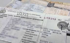 Karena jika tidak memiliki ktp di tempat tinggal yang baru, anda akan mengalami banyak kesulitan seperti: Cara Urus Pindah Alamat Di Stnk Kendaraan Siapkan Ktp Baru Semua Halaman Otofemale