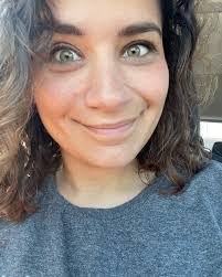 Lena Dobson's Instagram, Twitter & Facebook