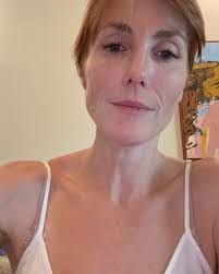 Megan Gow's Instagram, Twitter & Facebook