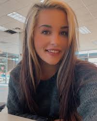 Shannon Kimble's Instagram, Twitter & Facebook