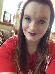 Our first Black Friday bundle lands 𝗧𝗢𝗠𝗢𝗥𝗥𝗢𝗪 😍 Can you guess what  product it might be? 👀 Hint: I'm wearing it in this pic… Drop your guesses  below ⬇️ I can't wait