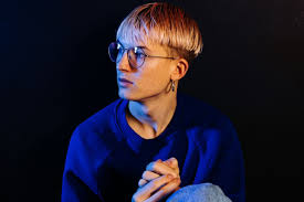 On The Rise Gus Dapperton Indie Singers Singer People Records