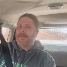 Steve is ok. After hurricane Ian struck Florida ! His house only suffered  light damage. sun up to sun down, Steve was 60helping his friends who lost  everything. The internet is back