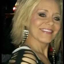 Brandi Kerns's Instagram, Twitter & Facebook