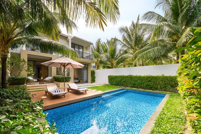 nên giao villa cho ai quản lý