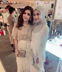 Ketik mg spasi 53019796 kirim ke 808. 21 Fatin Afeefa Kahwin Umur Berapa Gif Vocalmaniagallery