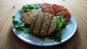 Il nostro hamburger di tonno è una valida alternativa da servire per cena ai vostri bambini* e ai vostri ospiti, accompagnato da un fresco contorno a base per la sua preparazione potrete utilizzare sia del tonno fresco che del tonno in scatola, oppure, in alternativa, anche del salmone spellato e deliscato. Burger Di Tonno In Scatola Youtube