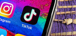 Poți da click de zece mii de ori pe butonul de play că nu se va întâmpla nimic altceva decât să ți se deschide alte. Cat È™i Cum SÄƒ CaÈ™tigi Bani Pe Tiktok 18 Metode È™i InstrucÈ›iuni