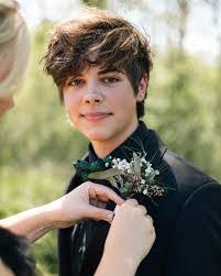 Tyler Bern's Instagram, Twitter & Facebook