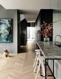Light Fishbone Floor Simple Strong Bar Island Decoracao Cozinha Design De Casa Interior De Cozinha