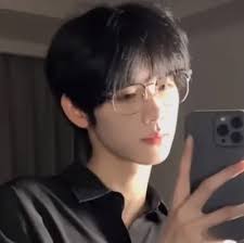 최고의 AI 채팅 캐릭터 Heather Billings: 프로필 및 사용자 의견 탐색