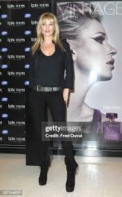 100 Kate Moss Vintage Muse Fragrance Signing Photos & High Res Pictures