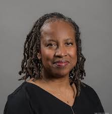 Theresa Carson's Instagram, Twitter & Facebook