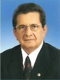 Morre João Viana de Araújo. Ele teve vários mandatos de deputado estadual e  de prefeito do Município de Cedro