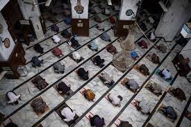 Jadual jakarta doa islam, subuh, tengah hari, petang, maghribi dan makan malam. Resmi Muhammadiyah Putuskan Awal Waktu Subuh Ditambah 8 Menit Halaman All Kompas Com