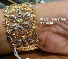 Terdapat 2 jenis dinar emas yang dijual di malaysia iaitu: Emas Kelantan Annur Jewellery Home Facebook