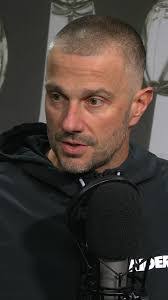 Amanda Bustos's Instagram, Twitter & Facebook