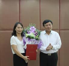 Không có tin nào tiếp theo. Cong Bá»' Quyáº¿t Ä'á»‹nh Cá»§a Chá»§ Tá»‹ch Viá»‡n Han Lam Khoa Há»c Xa Há»™i Viá»‡t Nam Bá»• Nhiá»‡m Viá»‡n TrÆ°á»Ÿng Viá»‡n Tam Ly Há»c