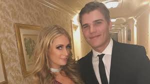 While celebrating her birthday, paris hilton confirmed she's engaged to boyfriend carter reum. Exclusive Paris Hilton Gushes About Amazing New Boyfriend Chris Zylka He S My Best Friend Entertainment Tonight