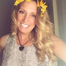 Melody Brewster's Instagram, Twitter & Facebook