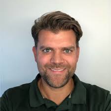 Sofie Ibsen Reistad på LinkedIn: 🎓 En random mandag i juni var bacheloren  plutselig levert! Oppgaven er…