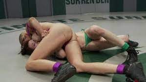 Helen wrestle grapples a guy. 4 Hot Girls Wrestle For The Live Audience Free Xxx Porn Videos Oyoh