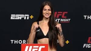 Hannah goldy in the prelim opener. Zutujc 6alz2jm