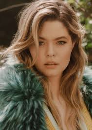 Fan Casting Olivia Holt as Tess Harding in Roswell (RECAST)