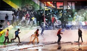 As south africans, we have the right to voice our opinions and express our discontent through various lawful channels, including peaceful protest action. Enc1kypuzn3jvm