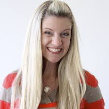 Dana Willard's Instagram, Twitter & Facebook