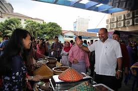 English español deutsch français 日本語 português 한국어. Galeri Anugerah Perkhidmatan Cemerlang Category Majlis Ramah Mesra Indahya Syawal Rtm Yb Menteri Bersama Warga Jabatan Penyiaran Di Wisma Berita Angkasapuri Kuala Lumpur Pada 18 Jun 2019 Image Majlis Ramah Mesra