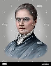 Angela Claus's Instagram, Twitter & Facebook