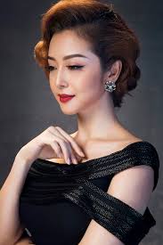 Chọn váy dự tiệc đẹp hoàn hảo cùng Jennifer Phạm