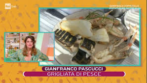 Accendi la griglia e lasciala riscaldare alla temperatura più alta (circa 290. Ricette Pascucci La Grigliata Di Pesce Perfetta Ultime Notizie Flash